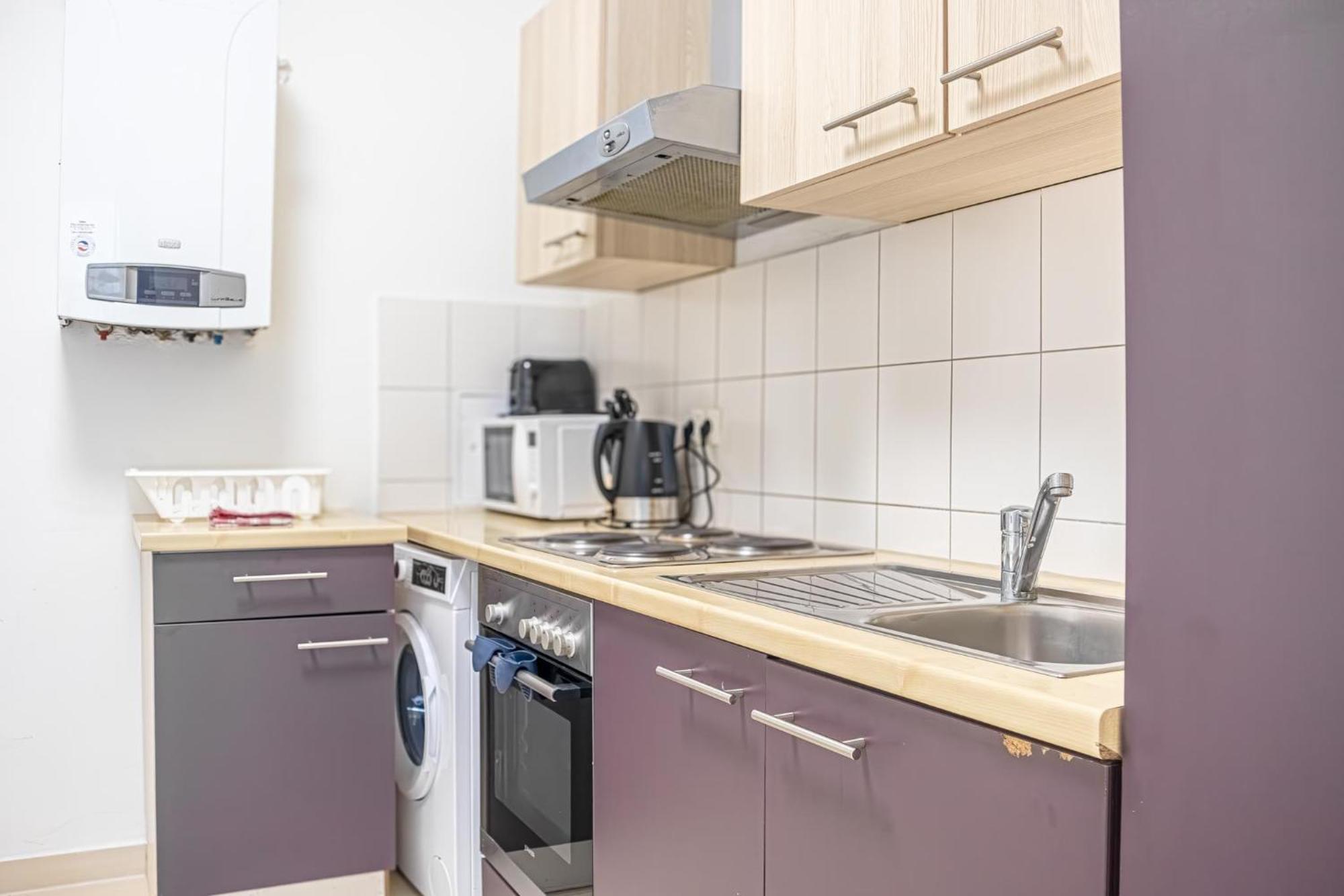 Comfortable 2Br Apt.-Near Wiener Stadthalle Buitenkant foto
